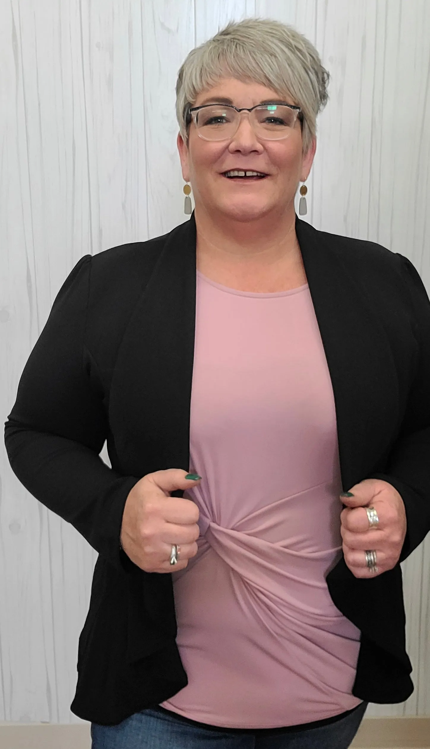 Feel Like This Blazer In Black