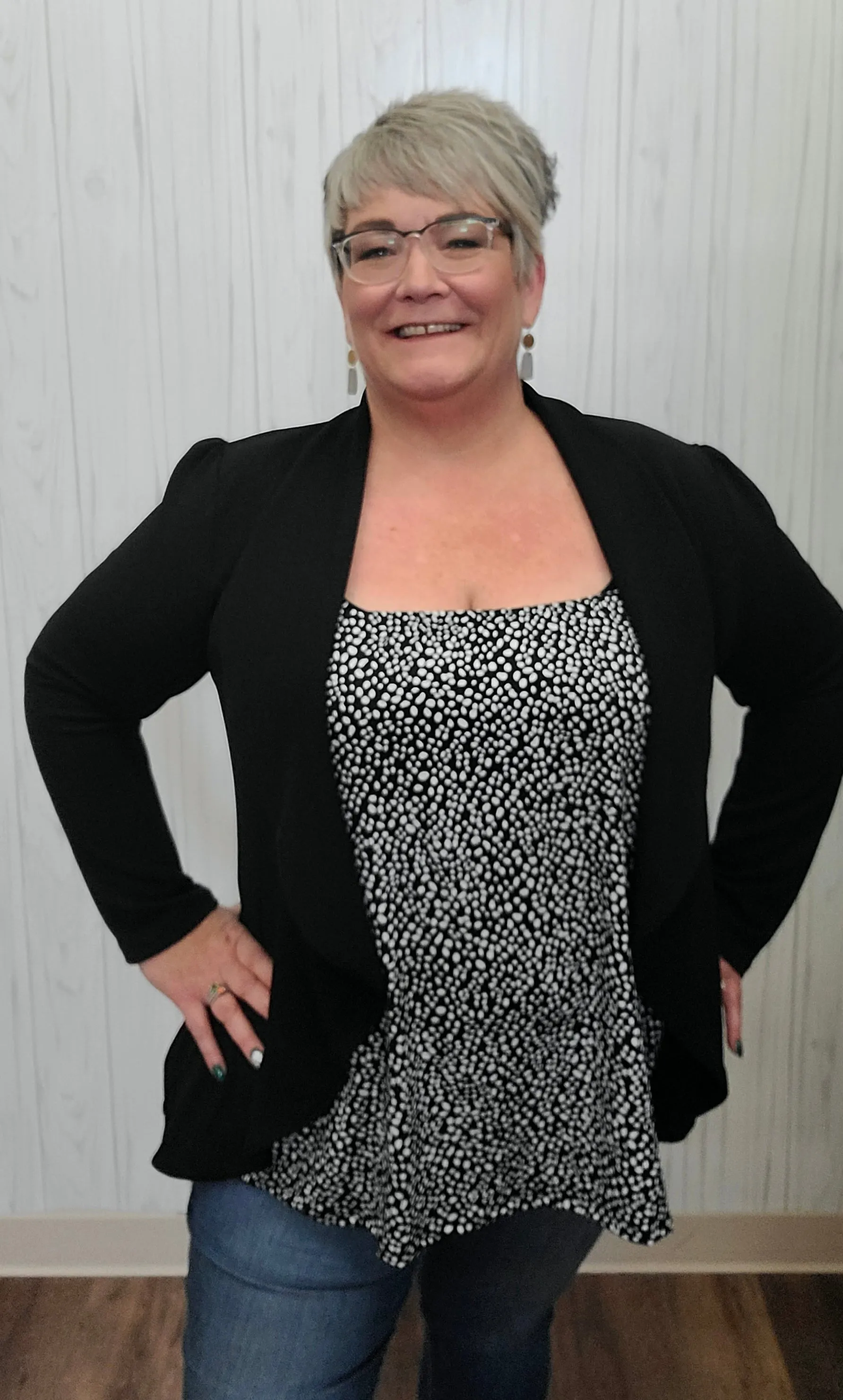 Feel Like This Blazer In Black