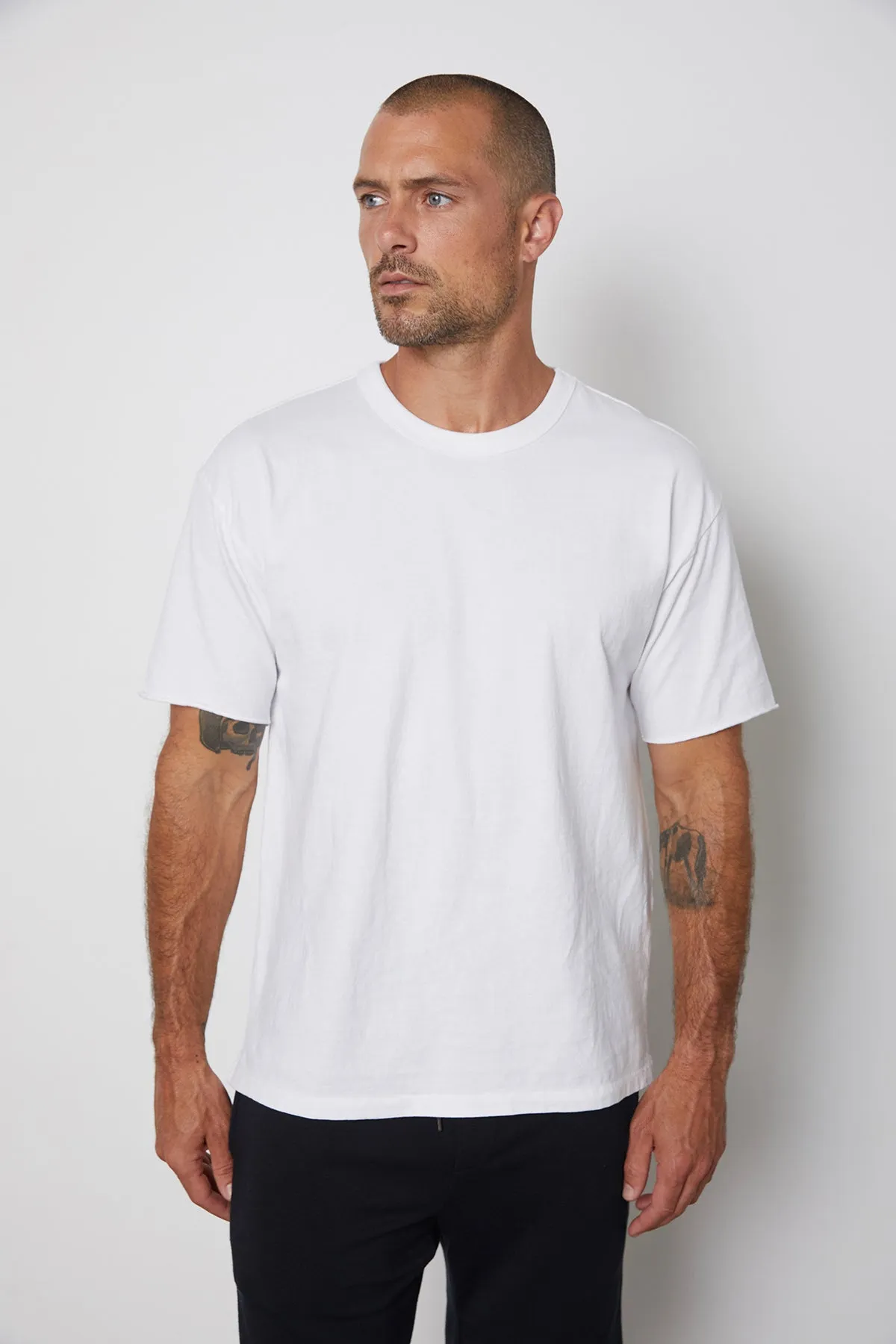 JEFF CREW NECK TEE