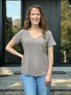 Lex v-neck pocket tee