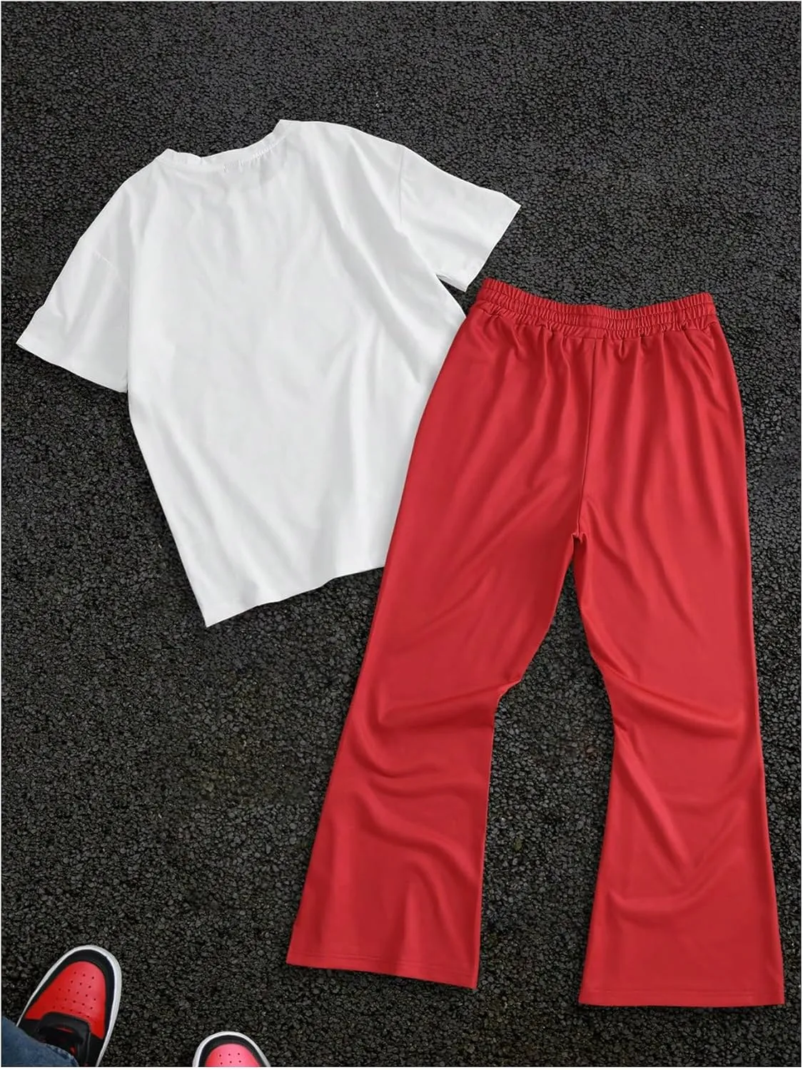 Men's 2 Piece Outfits Short Sleeve Letter Graphic Tees and Drawstring Flared Sweatpants Tracksuits Set